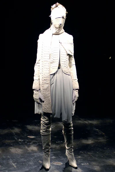 Look 2